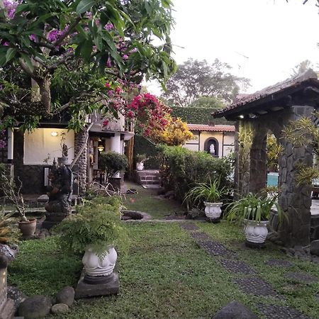 Adams Homestay Пангандаран Екстериор снимка