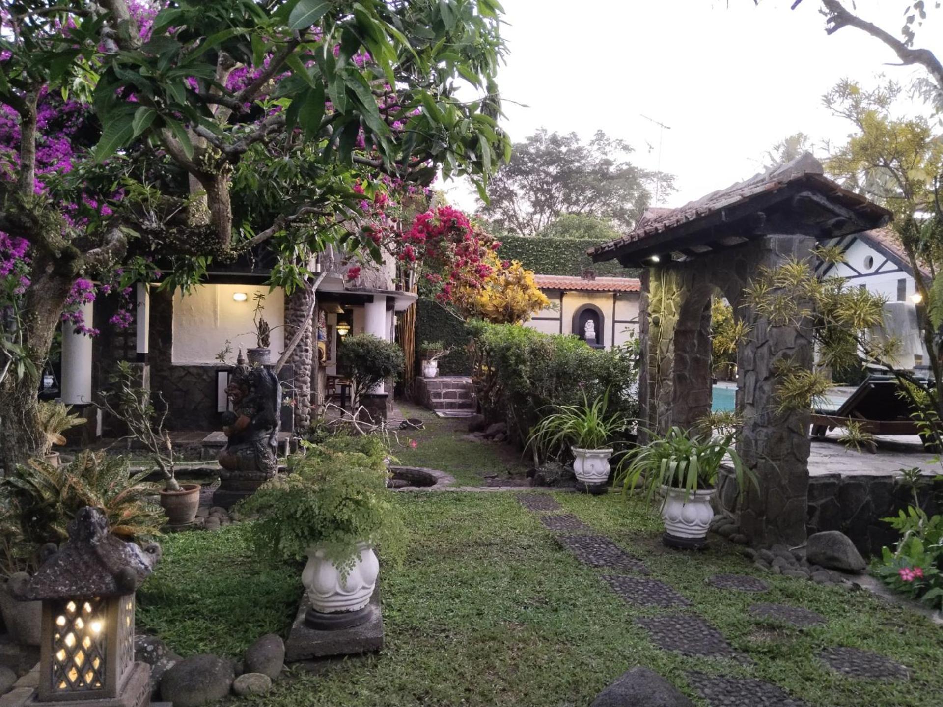 Adams Homestay Пангандаран Екстериор снимка